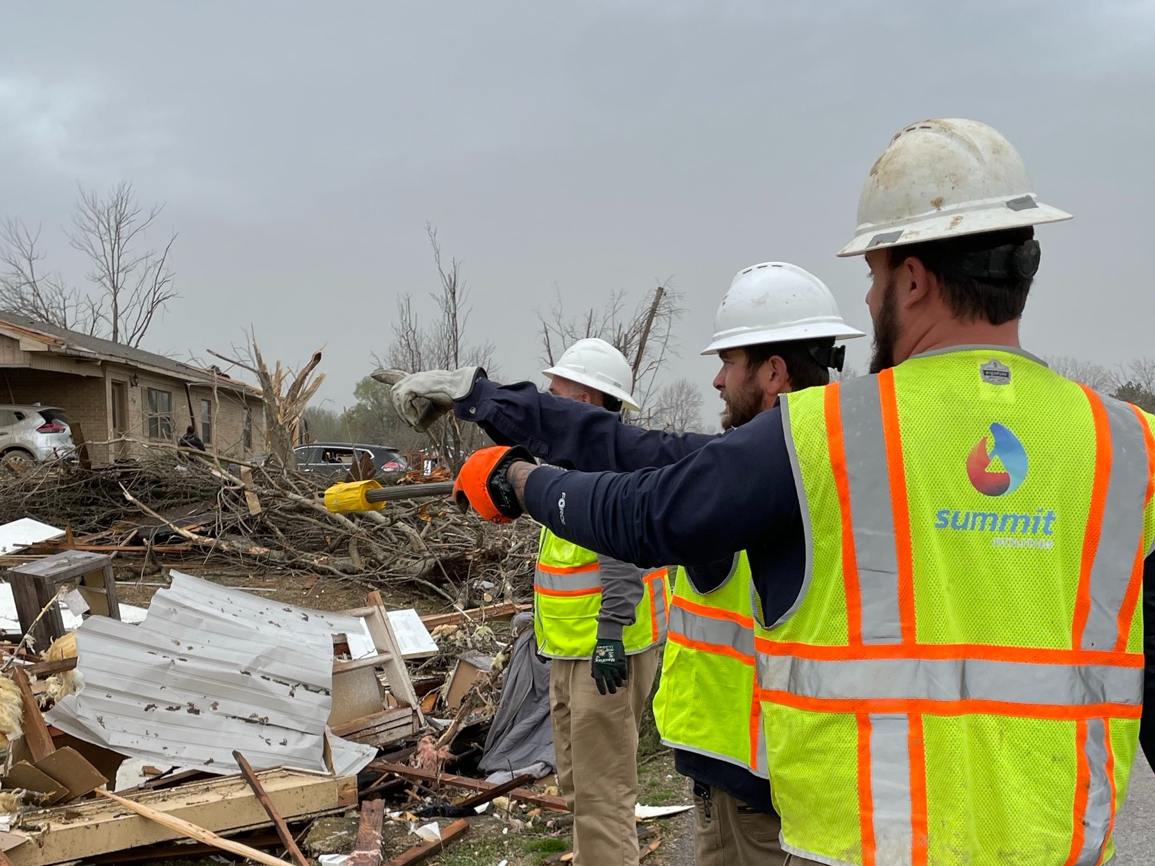Cave City tornado cleanup